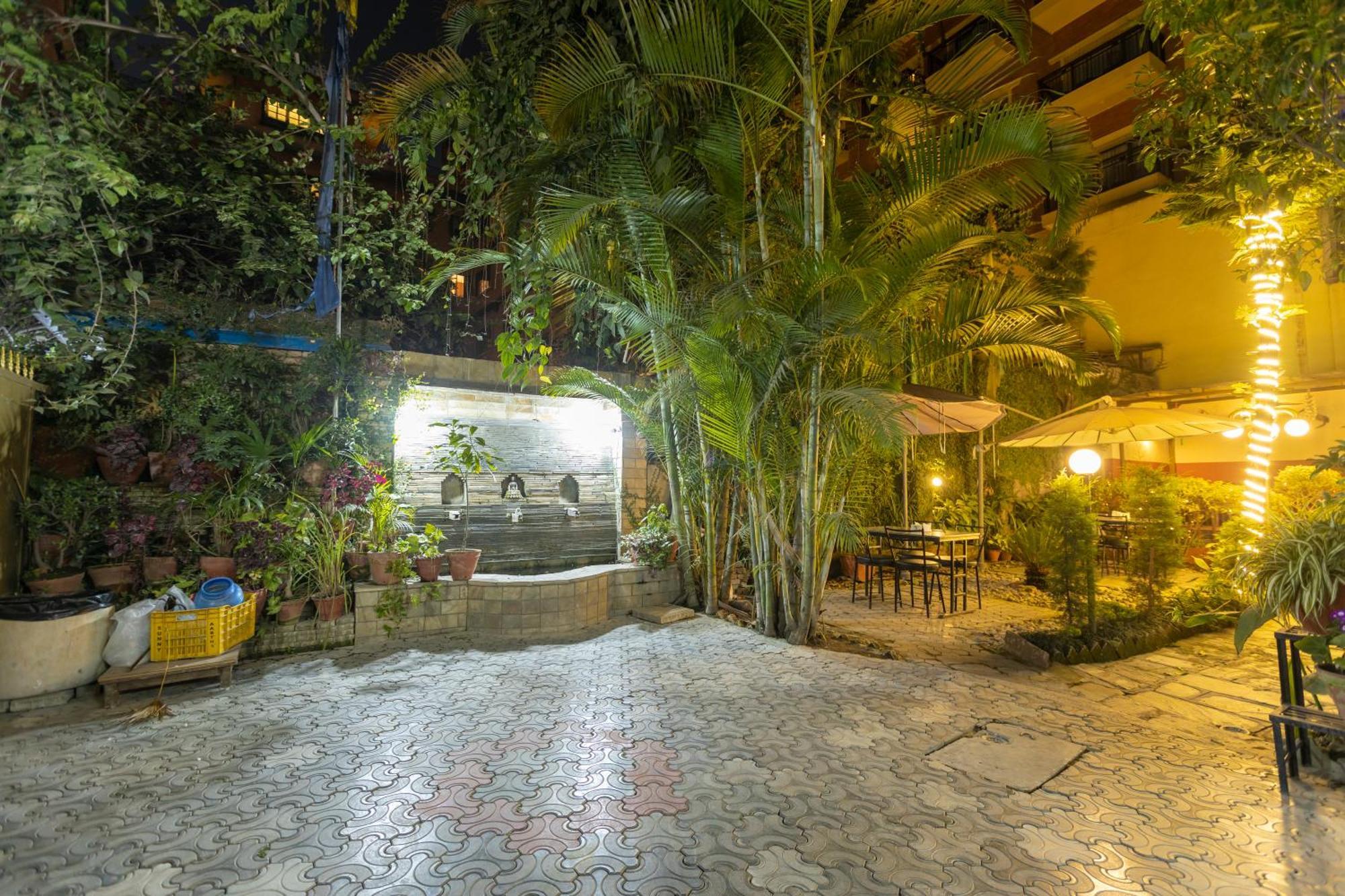 Hotel Sekai Katmandou Extérieur photo